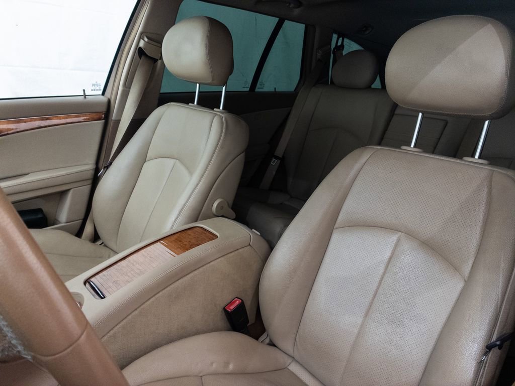 Used 2008 Mercedes-Benz E 350 4MATIC Wagon image 10