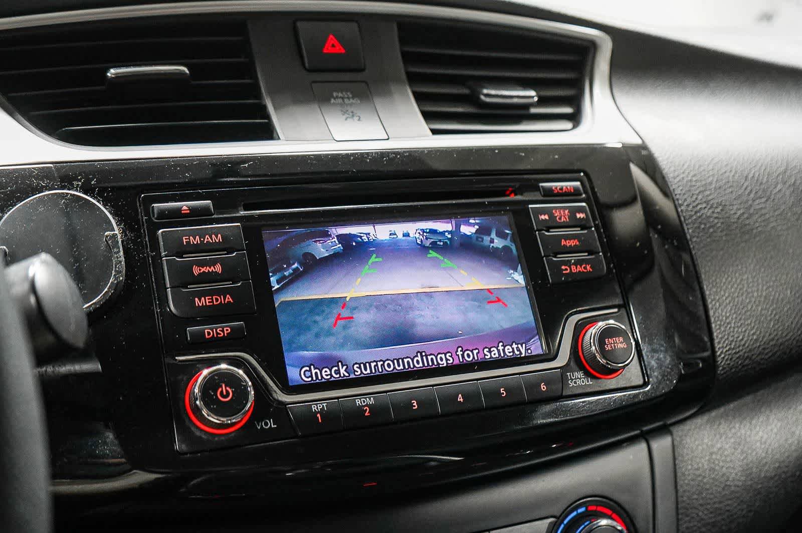 Used 2016 Nissan Sentra SV FWD image 25