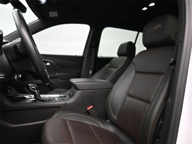 Used 2023 Chevrolet Traverse High Country image 17
