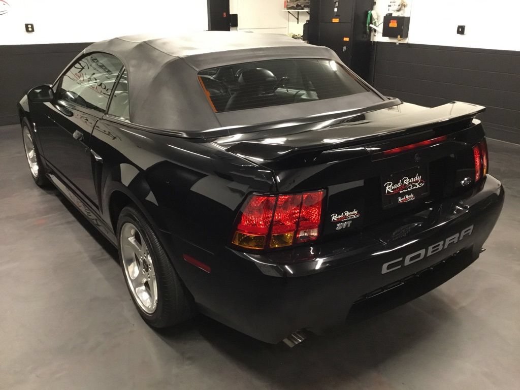 Used 2001 Ford Mustang Cobra RWD image 22