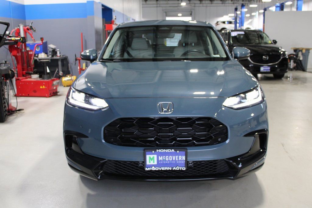 Used 2025 Honda HR-V EX-L image 3