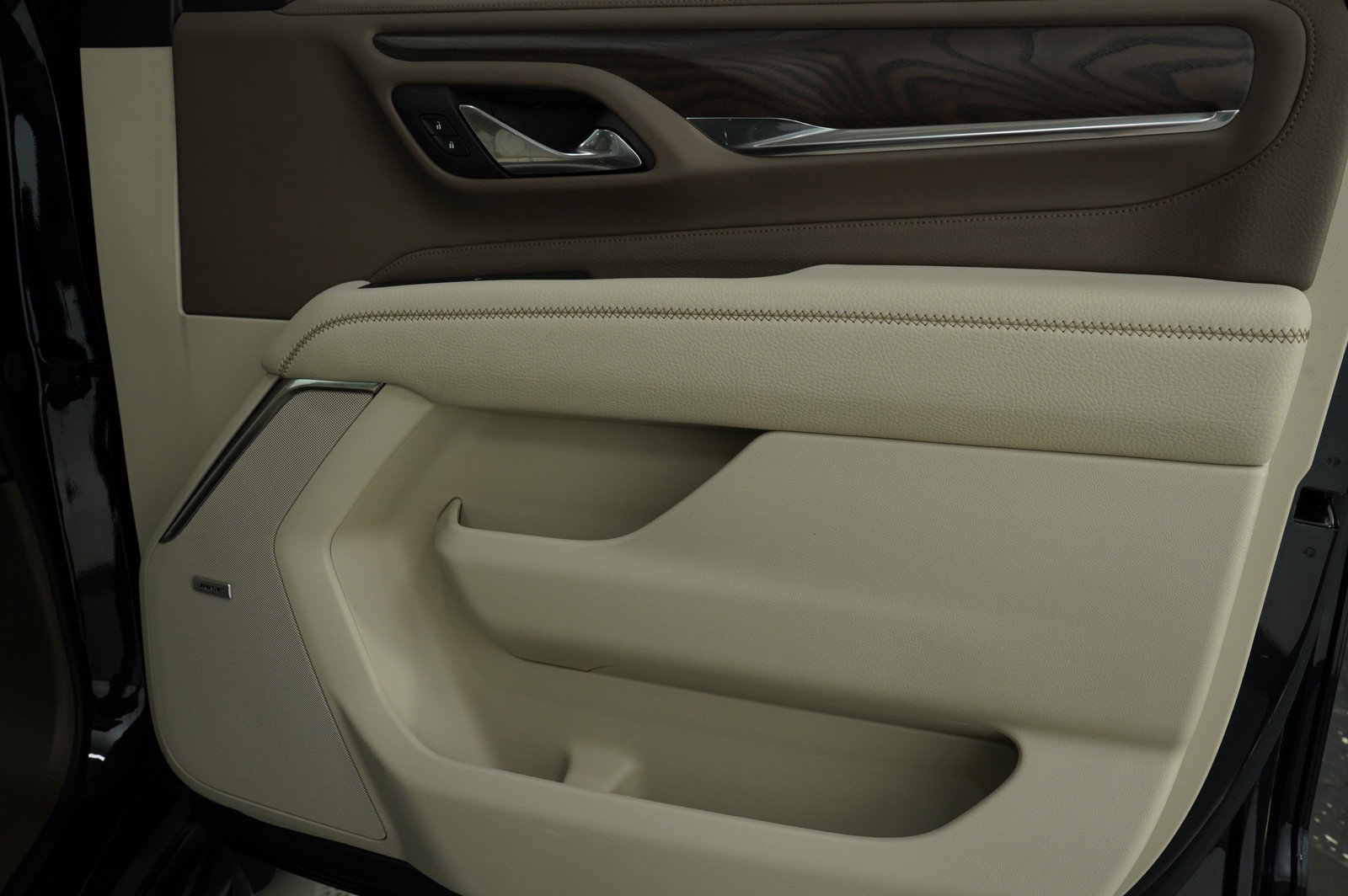 Used 2023 GMC Yukon Denali image 10