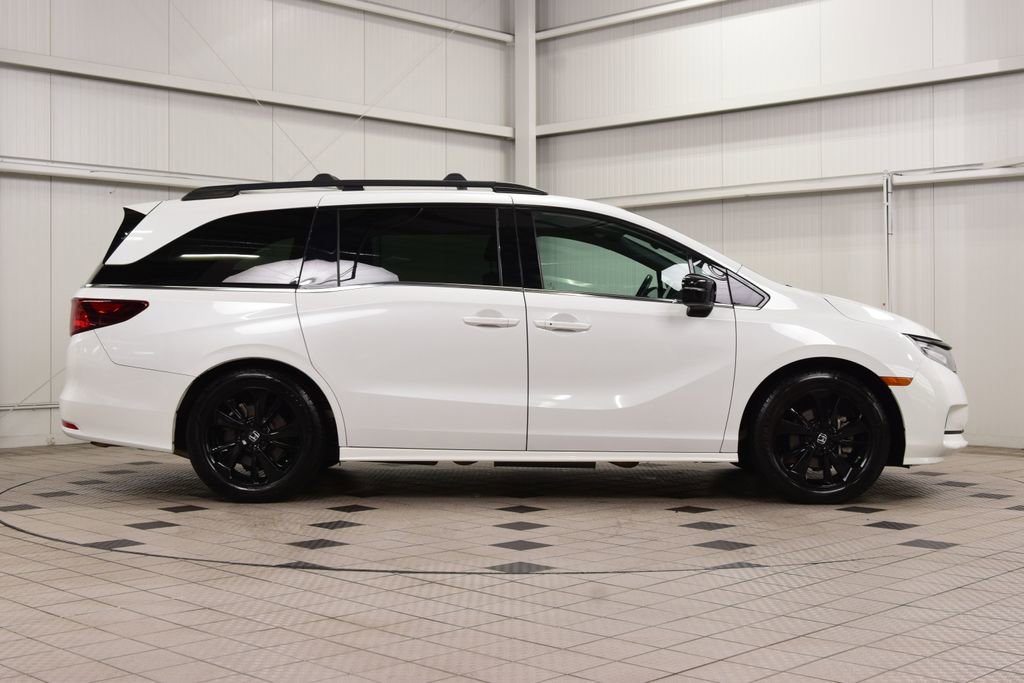 Used 2023 Honda Odyssey Sport image 9
