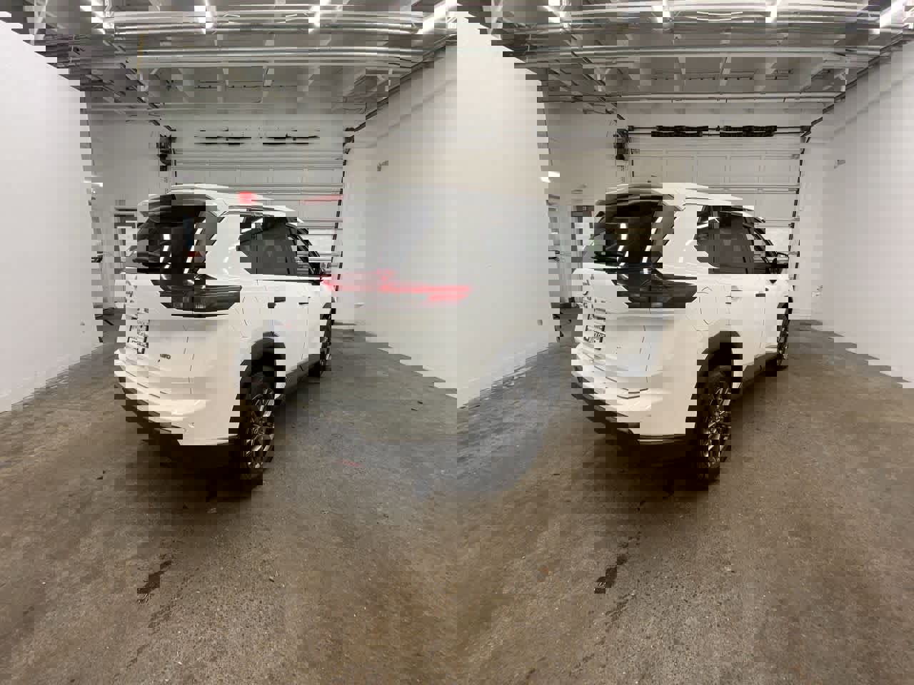 Used 2024 Nissan Rogue S image 6