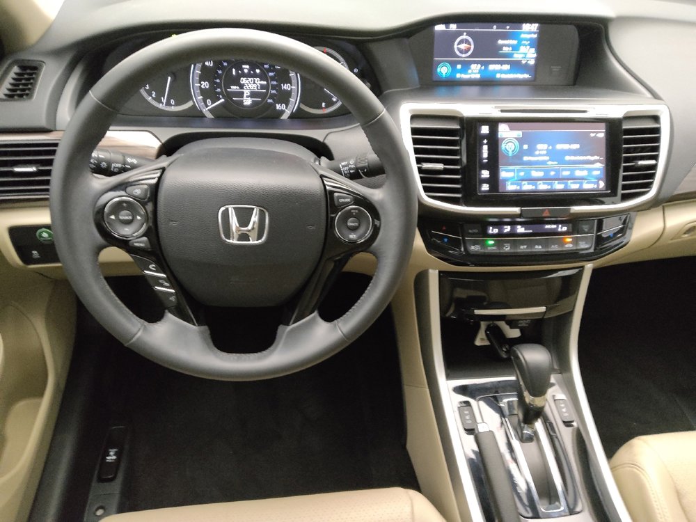 Used 2016 Honda Accord EX-L image 22