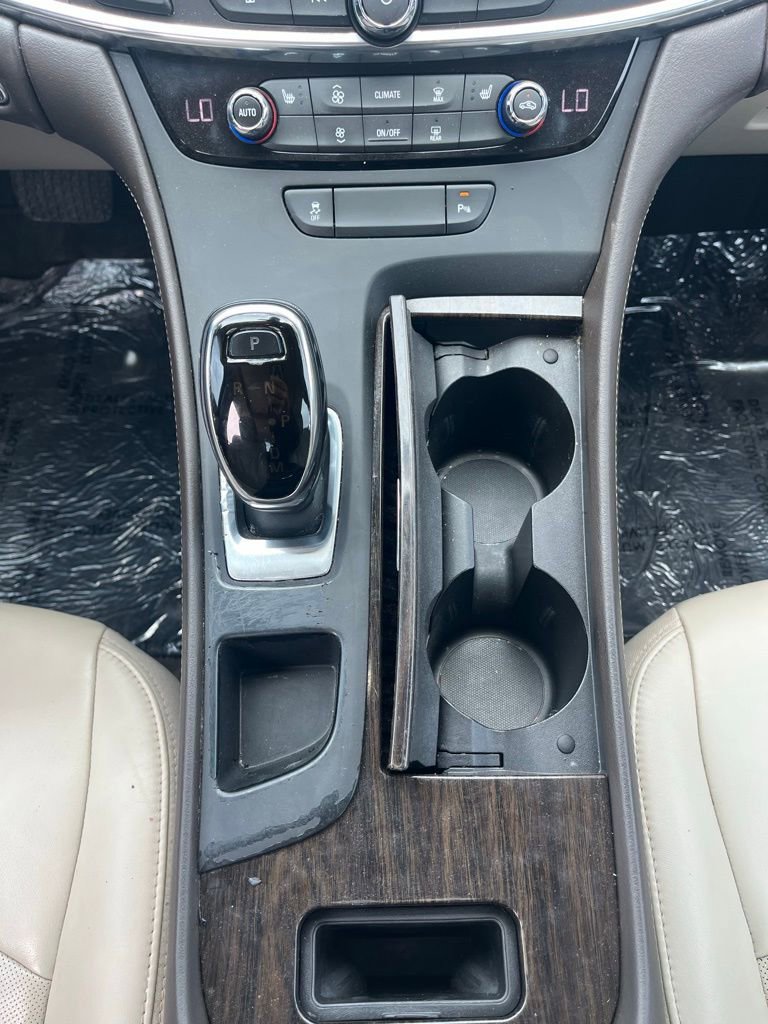 Used 2018 Buick LaCrosse Essence w/ Sun and Shade Package image 18