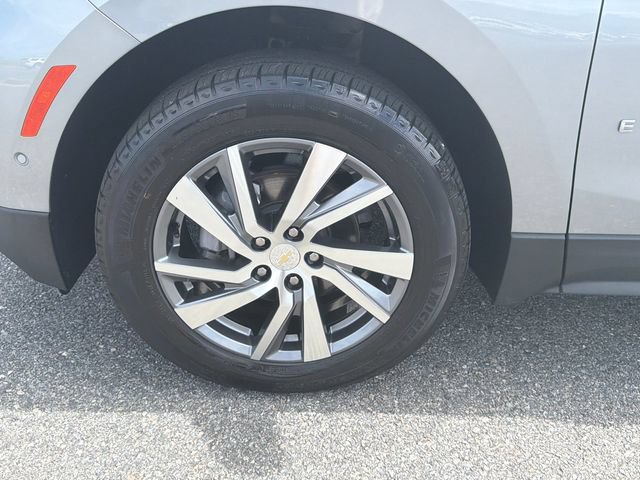 Used 2023 Chevrolet Equinox Premier AWD/4WD image 11