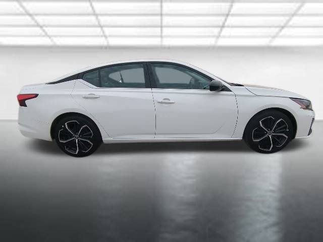 Used 2024 Nissan Altima 2.5 SR image 24