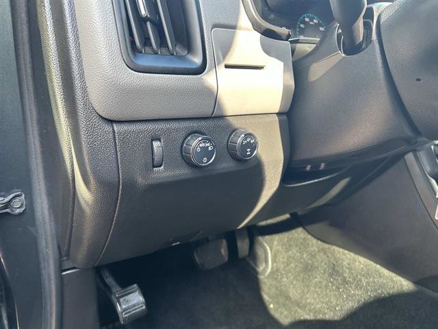 Used 2018 Chevrolet Colorado W/T w/ Custom Special Edition image 20
