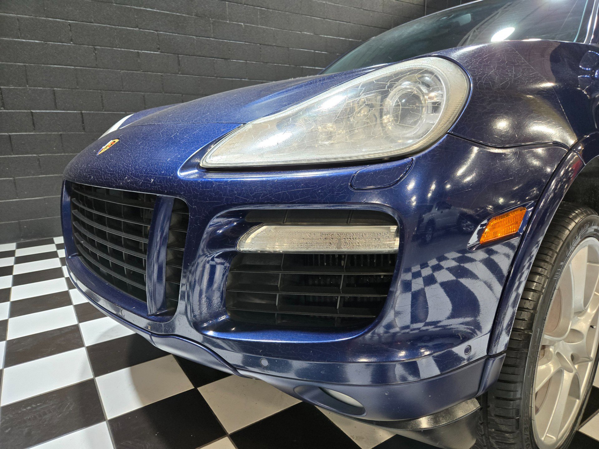 Used 2008 Porsche Cayenne Turbo AWD/4WD image 48
