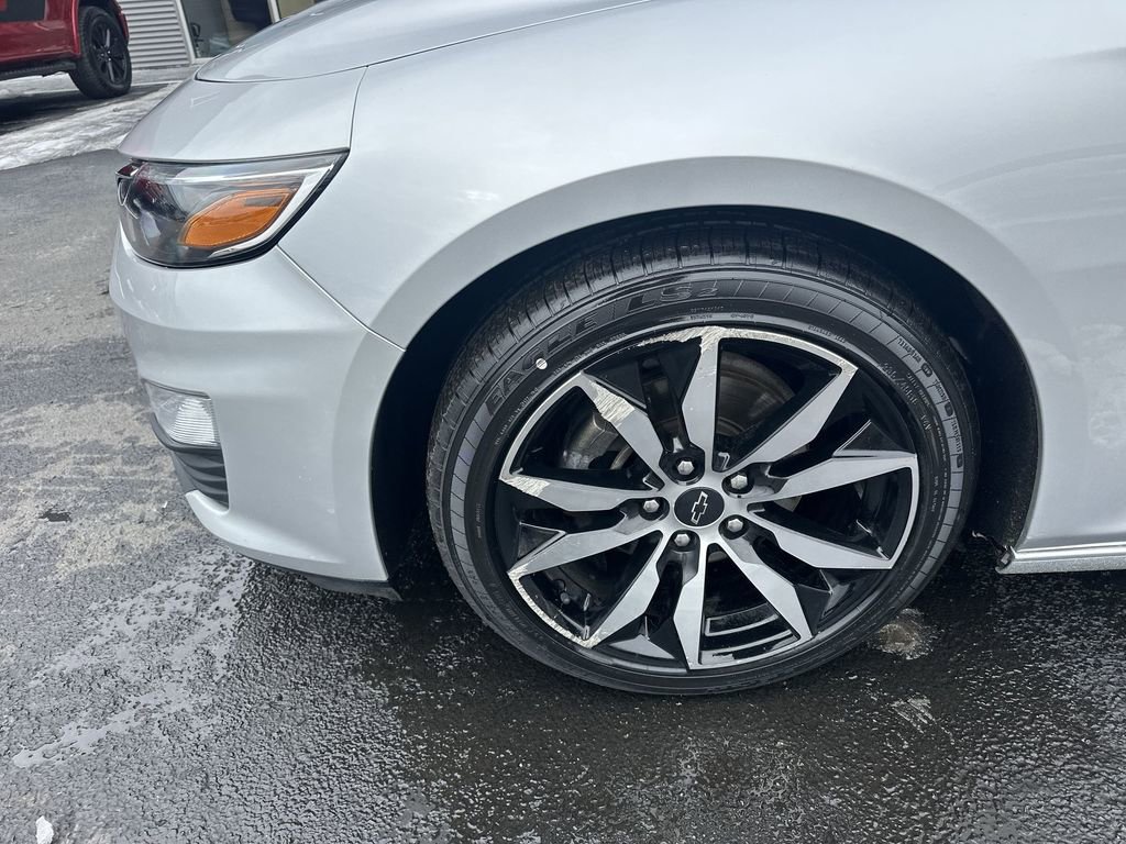 Used 2021 Chevrolet Malibu RS image 16