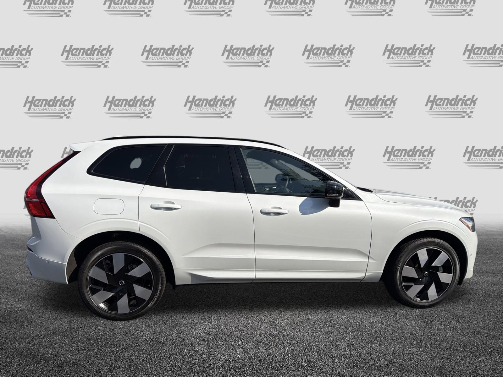 Certified 2024 Volvo XC60 T8 Plus image 11