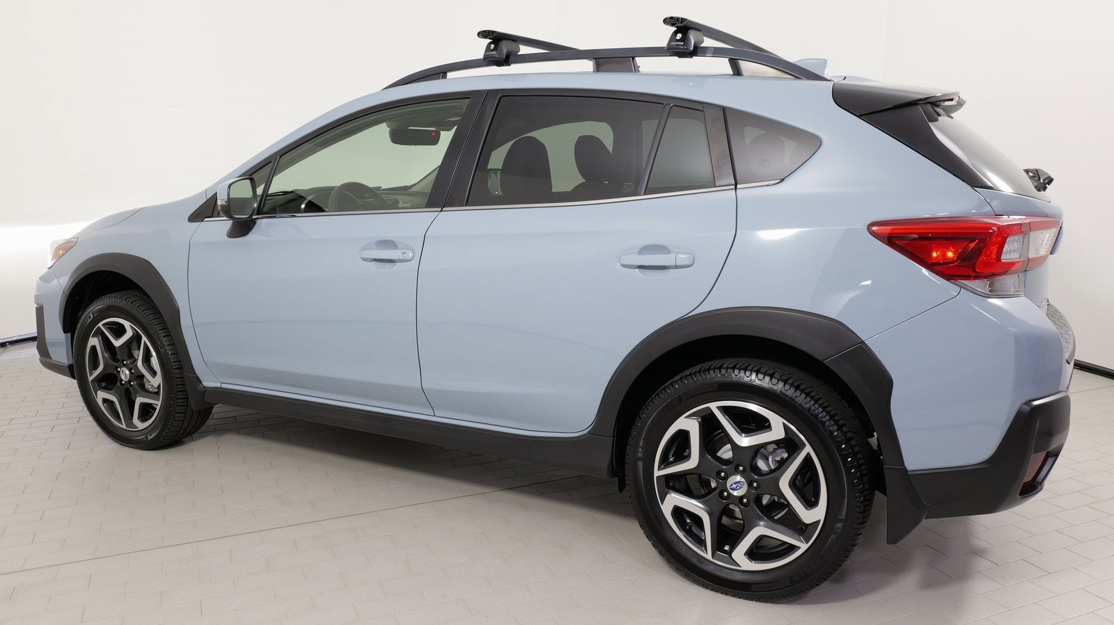 Used 2018 Subaru Crosstrek 2.0i Limited image 17