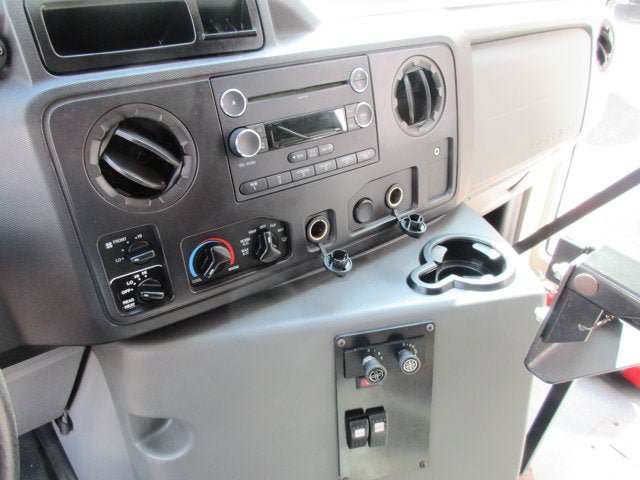 Used 2013 Ford E-450 and Econoline 450 Super Duty w/ Shuttle Bus Prep Pkg RWD image 17
