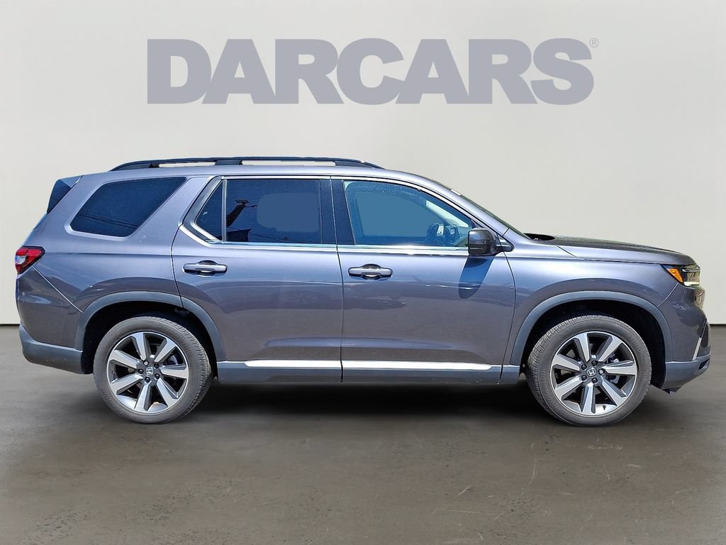 Used 2025 Honda Pilot Elite image 8