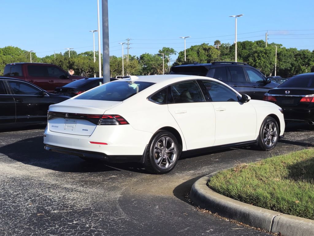 Used 2025 Honda Accord EX-L image 4