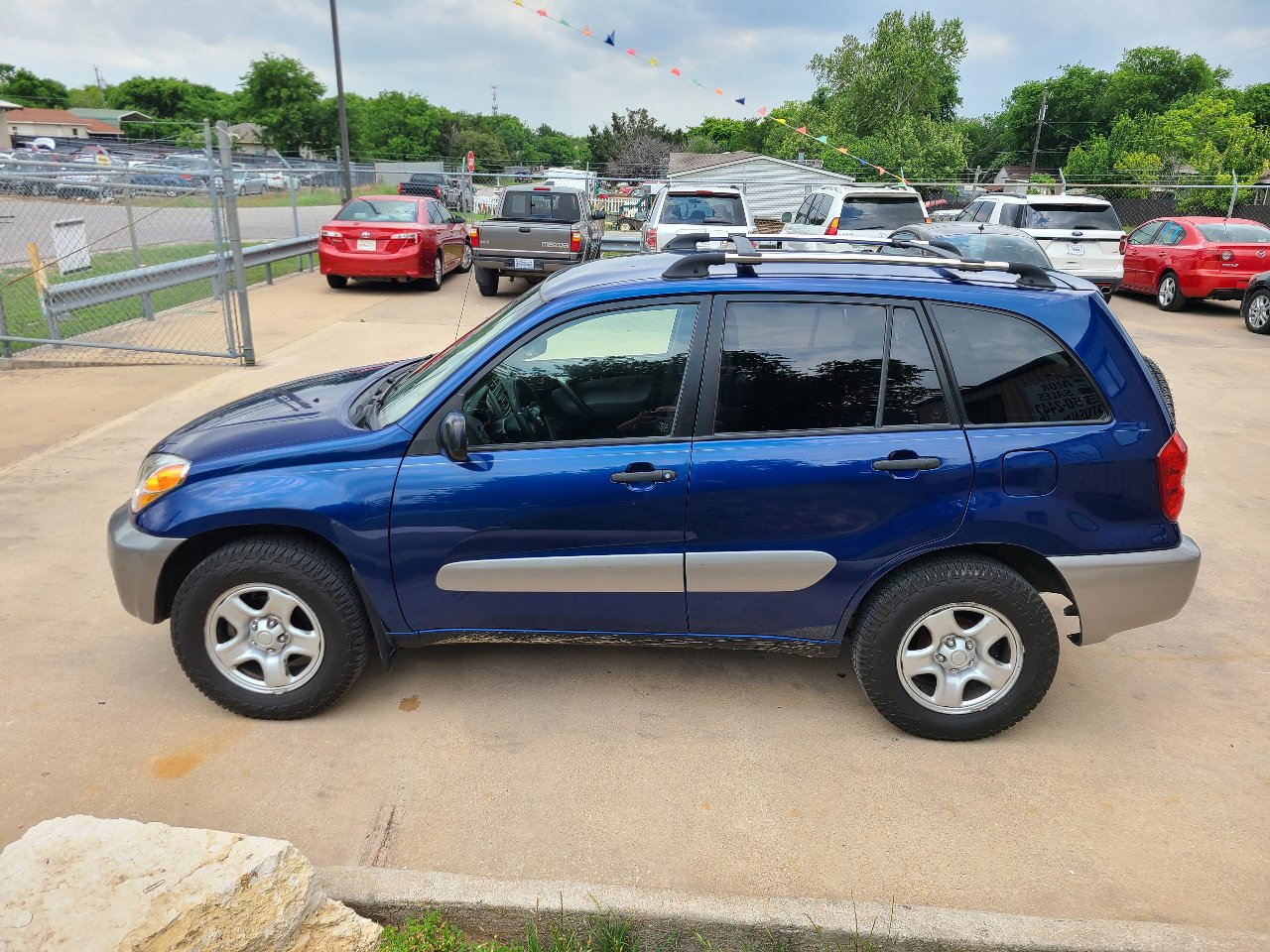 Used 2004 Toyota RAV4 2WD image 6