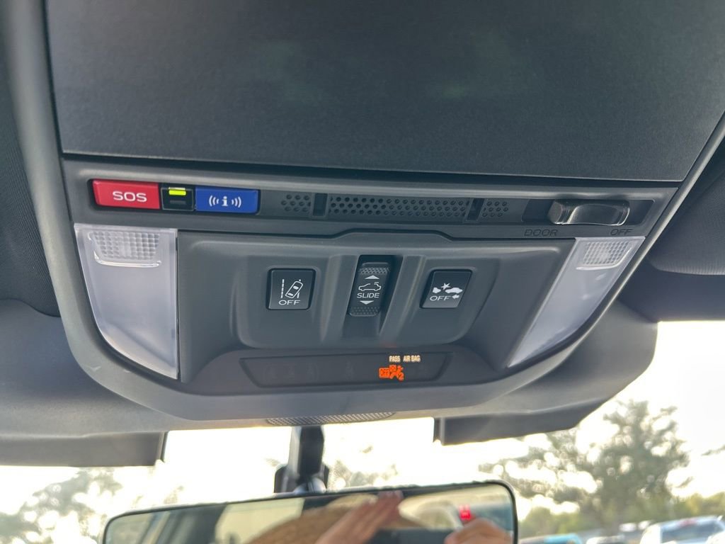 Used 2025 Subaru Forester Wilderness AWD/4WD image 40