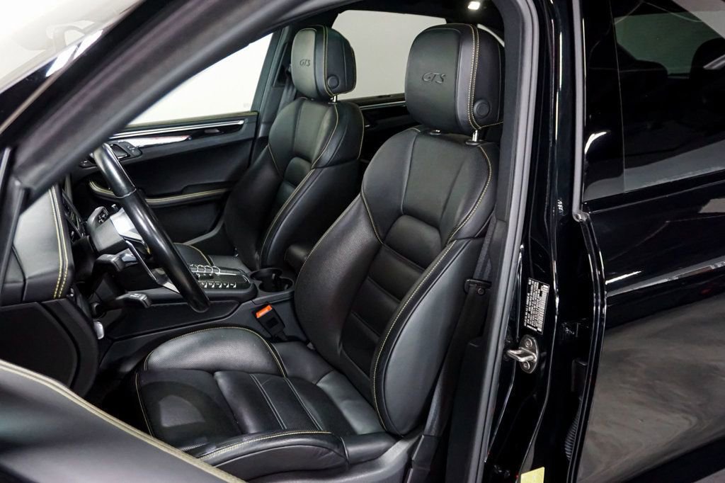 Used 2018 Porsche Macan GTS AWD/4WD image 9