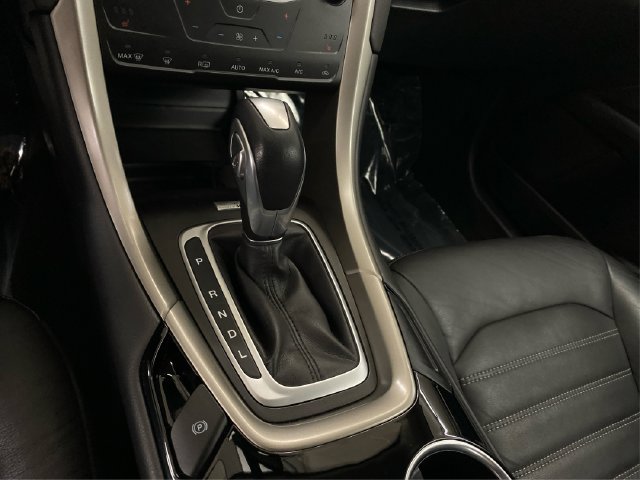 Used 2013 Ford Fusion SE FWD image 31