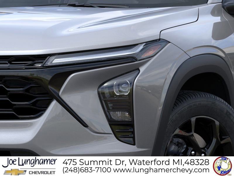 New 2026 Chevrolet Trax LT w/ Sunroof Package FWD image 12