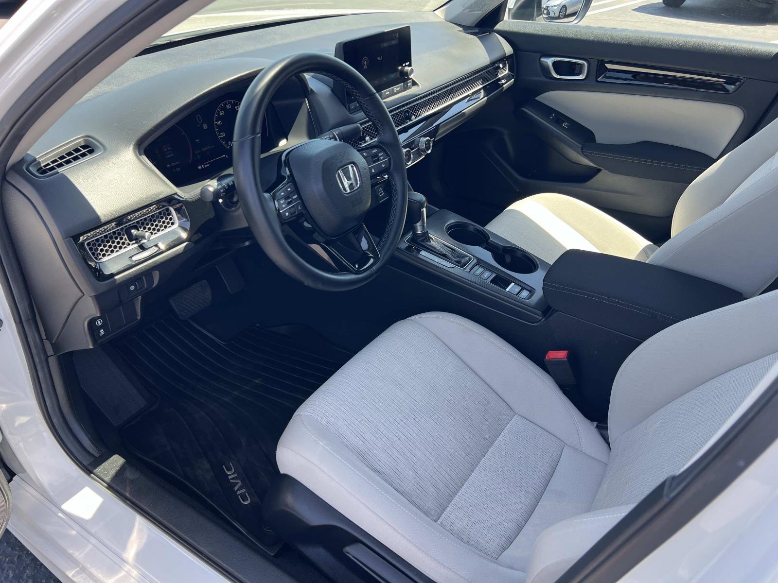 Certified 2024 Honda Civic EX image 5