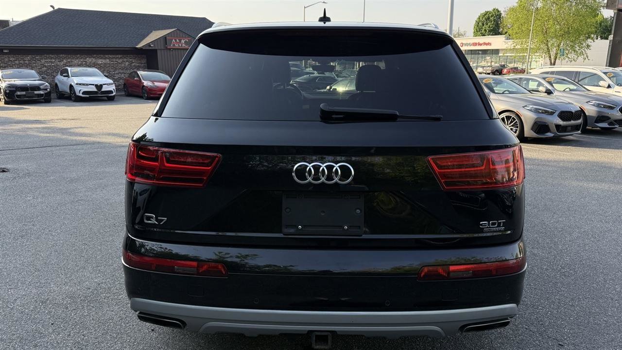 Used 2017 Audi Q7 3.0T Prestige AWD/4WD image 23