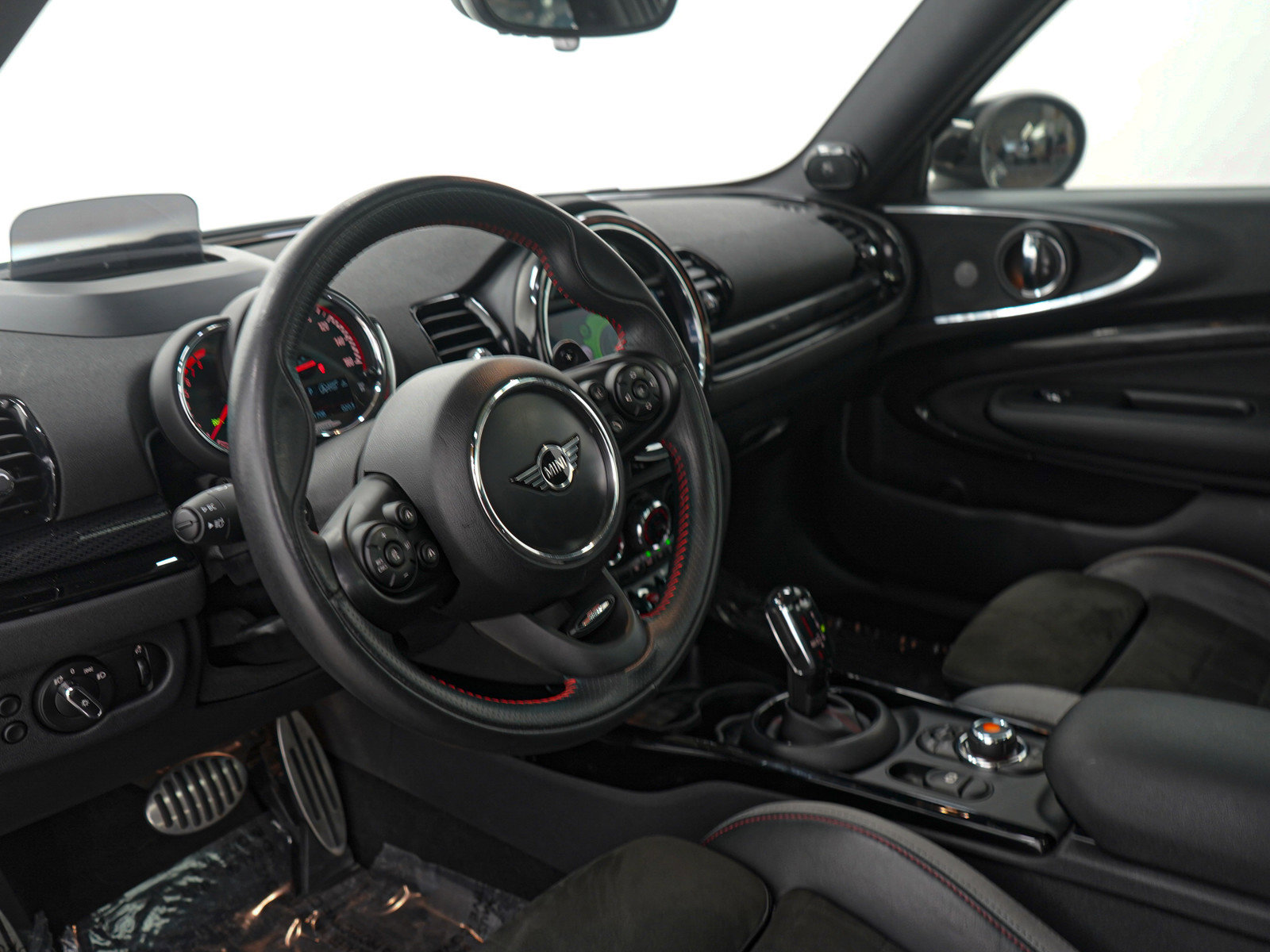 Used 2020 MINI Cooper Clubman John Cooper Works w/ JCW Launch Edition image 23