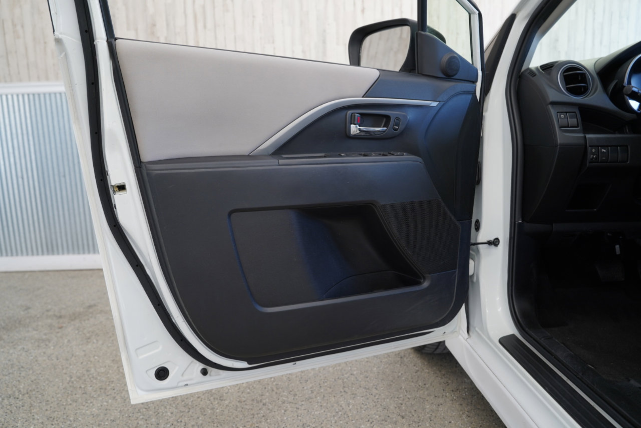 Used 2014 MAZDA MAZDA5 Grand Touring image 28