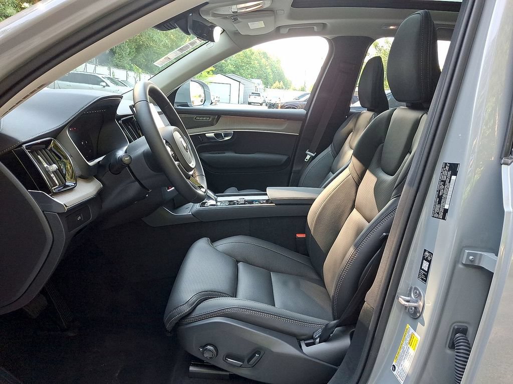 New 2026 Volvo XC90 B6 Ultra w/ Protection Package AWD/4WD image 14