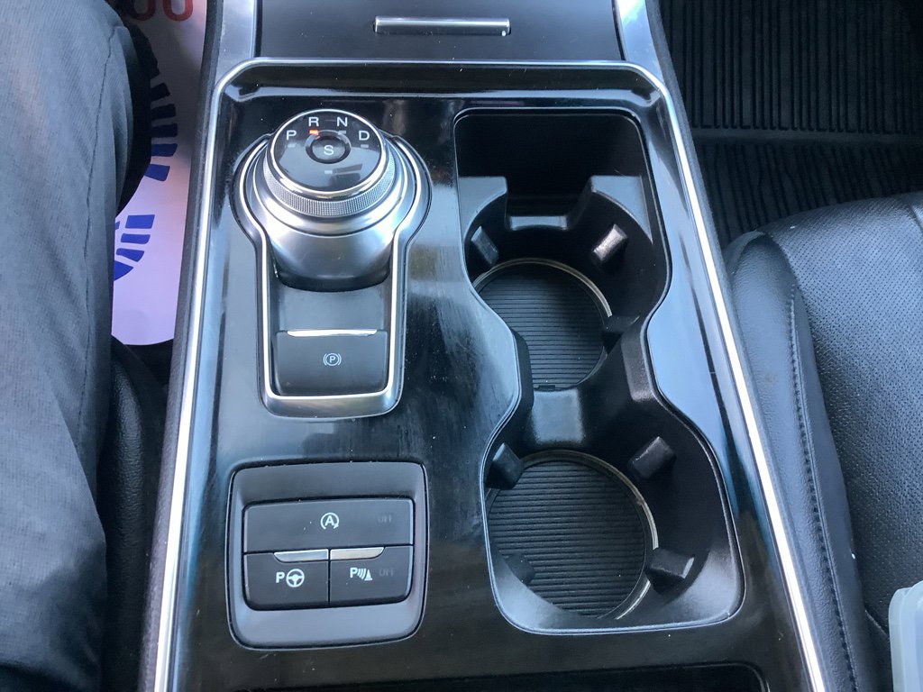 Used 2020 Ford Edge Titanium w/ Equipment Group 301A image 21