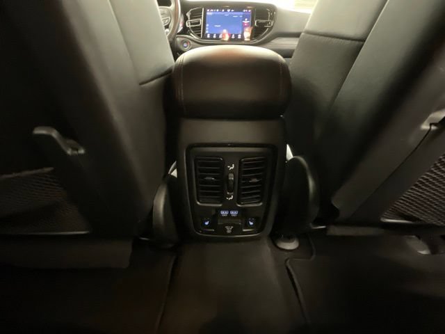 Used 2025 Dodge Durango GT AWD/4WD image 27
