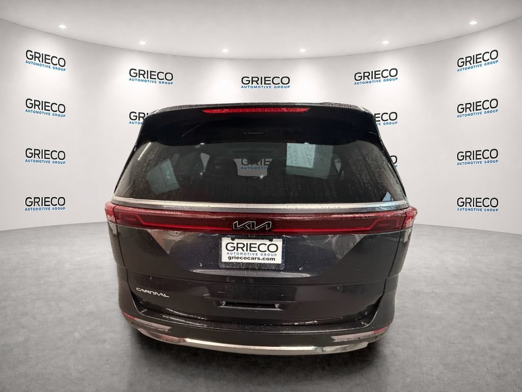 Used 2024 Kia Carnival SX Prestige FWD image 6