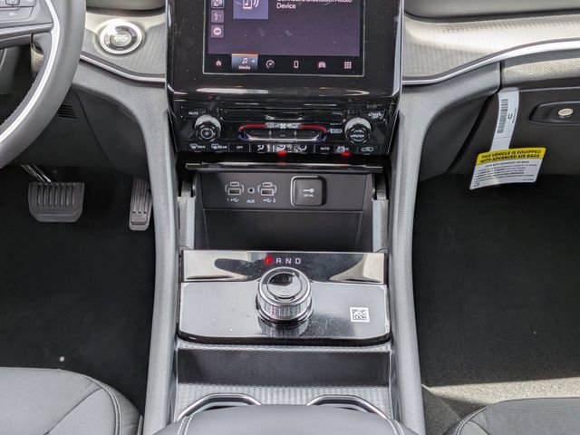 New 2026 Jeep Grand Cherokee Laredo RWD image 19