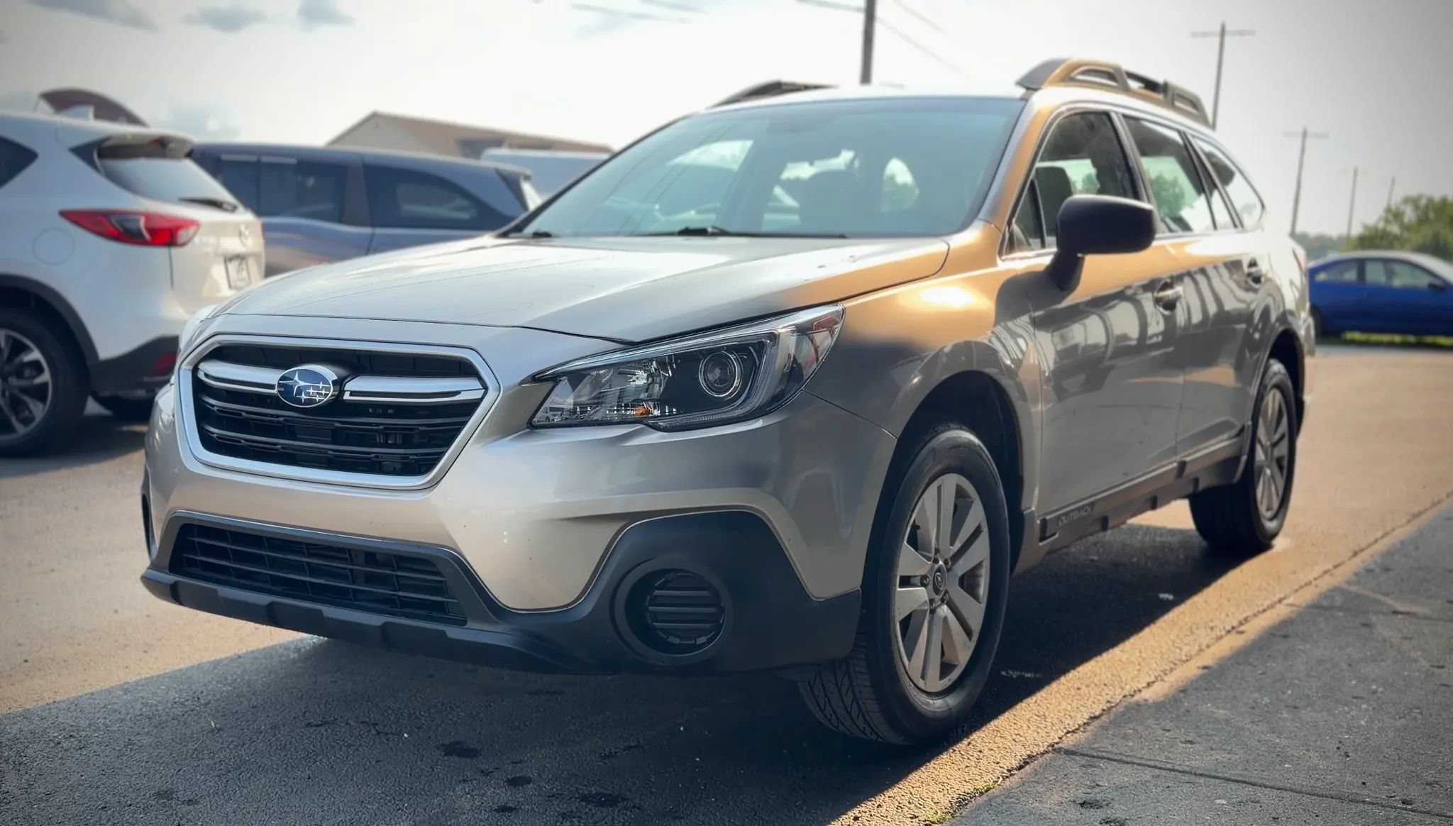 Used 2019 Subaru Outback 2.5i AWD/4WD image 5
