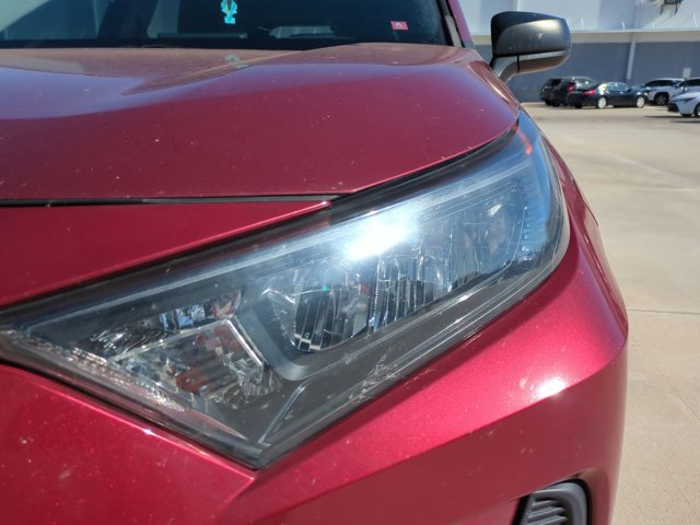 Certified 2021 Toyota RAV4 LE AWD/4WD image 9