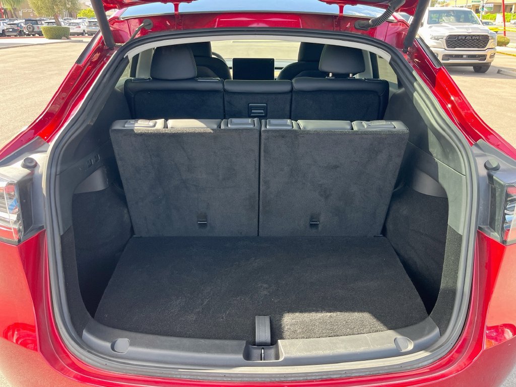 Used 2024 Tesla Model Y Long Range AWD/4WD image 27