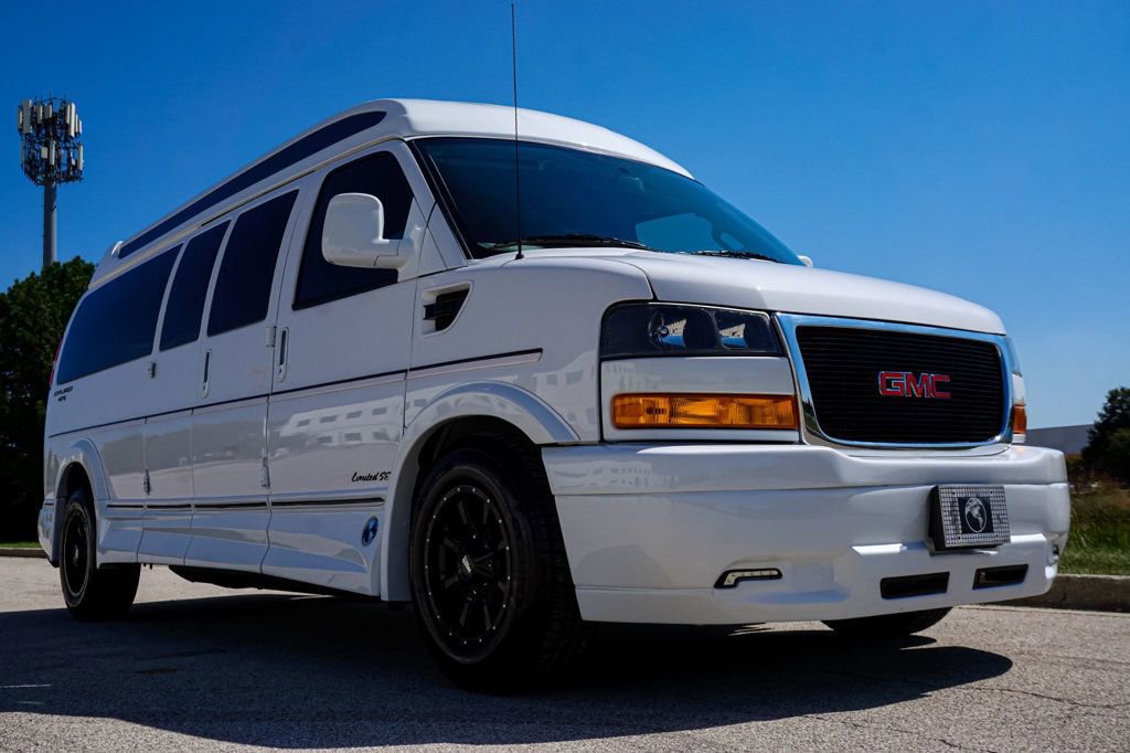 Used 2023 GMC Savana 2500 Extended image 5