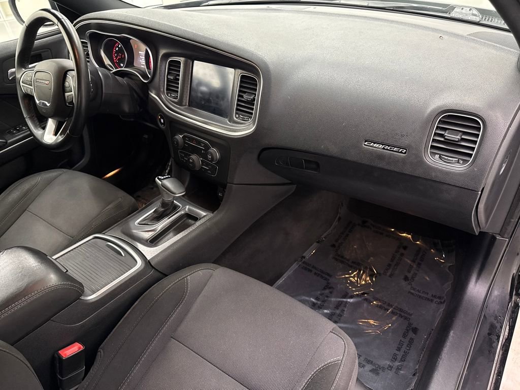 Used 2017 Dodge Charger R/T image 20