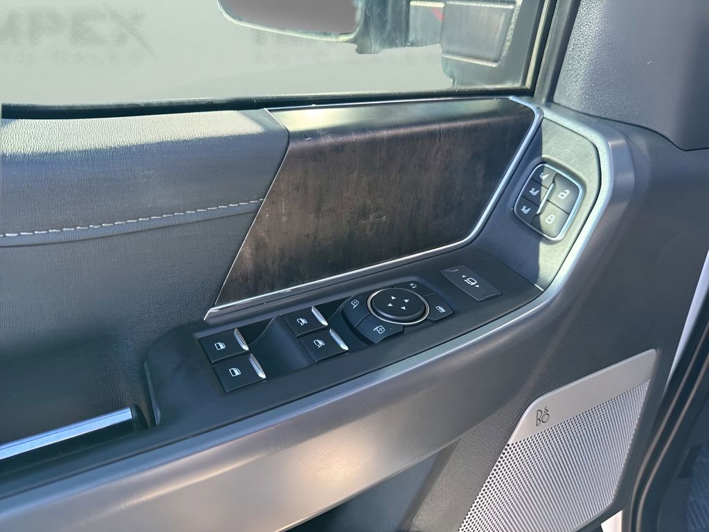 Used 2023 Ford F250 Lariat w/ FX4 Off-Road Package image 28