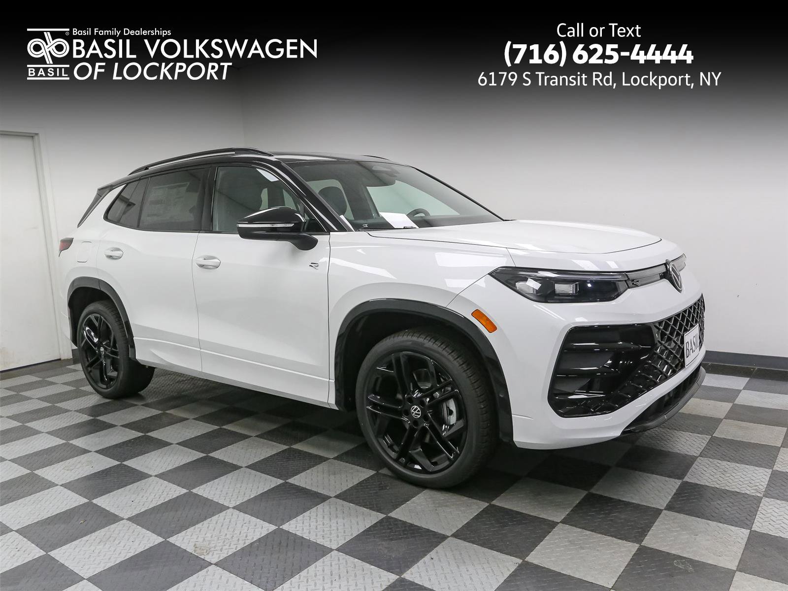 New 2025 Volkswagen Tiguan SE R-Line