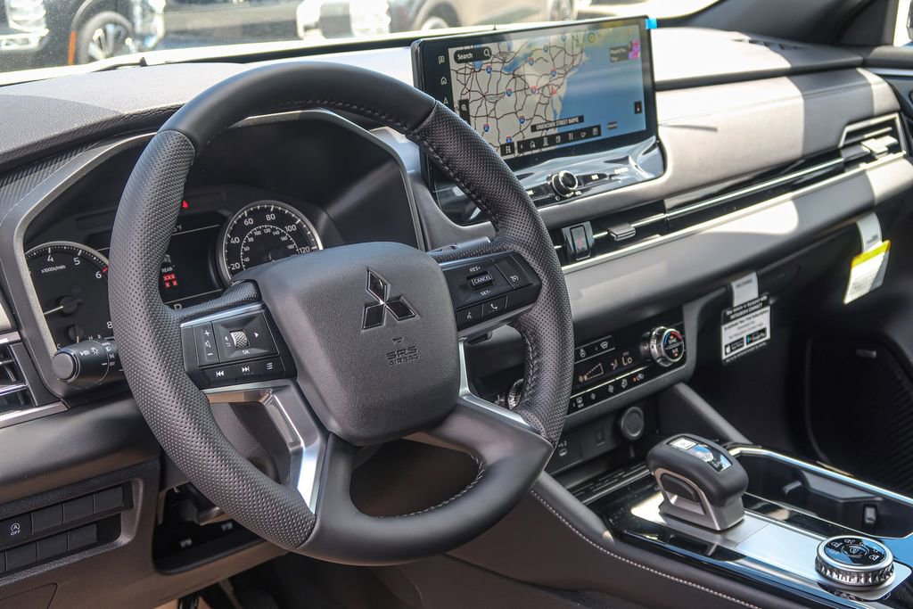 New 2026 Mitsubishi Outlander LE AWD/4WD image 29