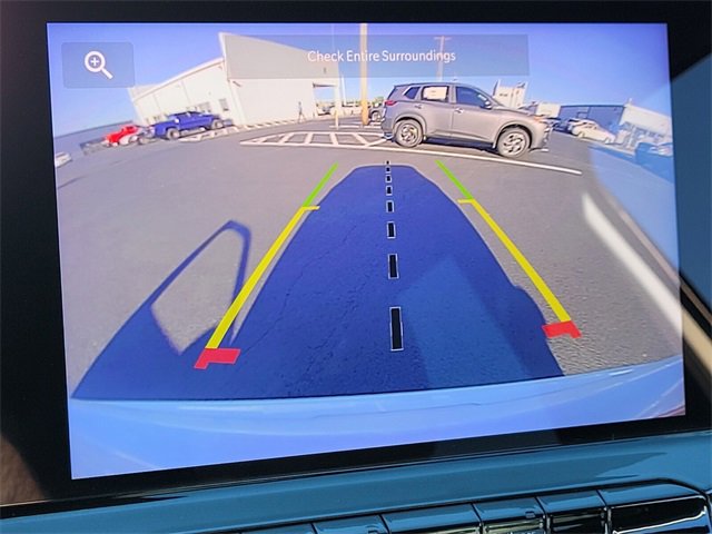 Used 2025 Jeep Compass Limited image 16