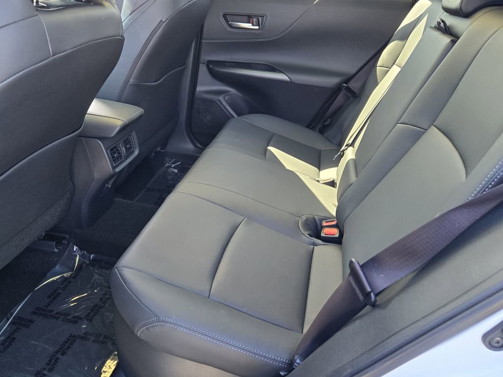 Used 2024 Toyota Venza Nightshade AWD/4WD image 11