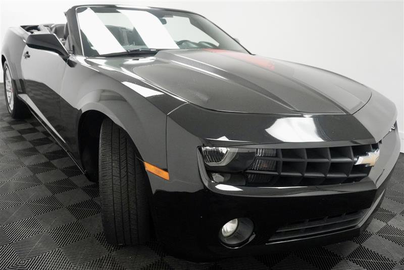 Used 2013 Chevrolet Camaro LT image 40