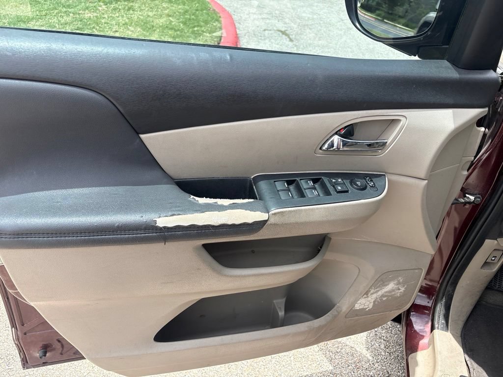 Used 2016 Honda Odyssey SE image 10