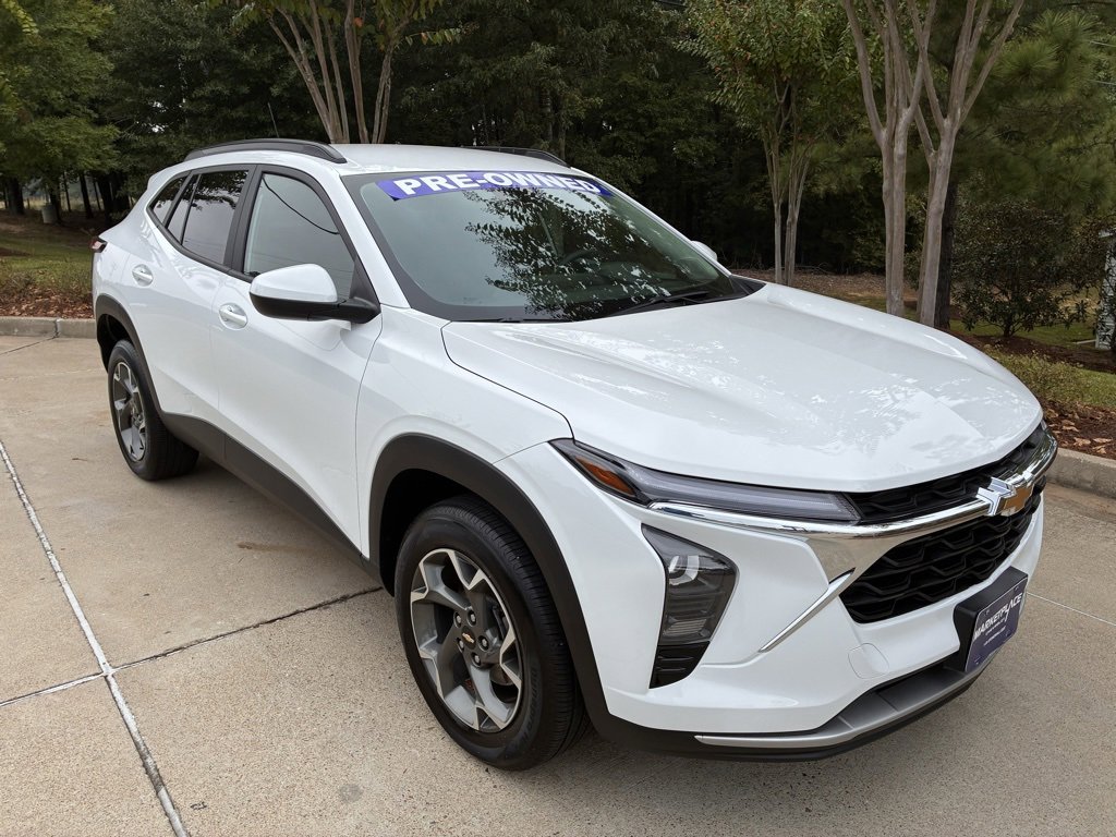 Used 2024 Chevrolet Trax LT