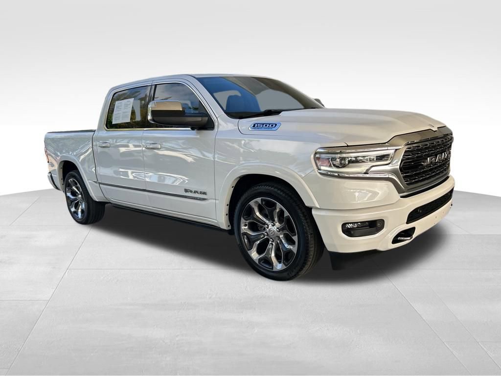 Used 2023 RAM 1500 Limited AWD/4WD image 2
