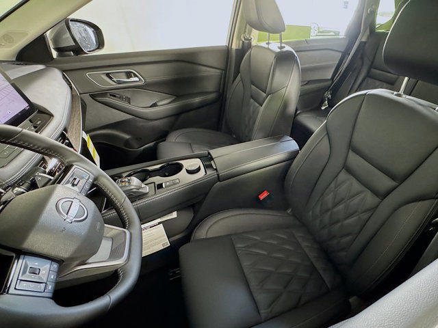 New 2026 Nissan Rogue Platinum w/ Platinum Premium Package AWD/4WD image 18