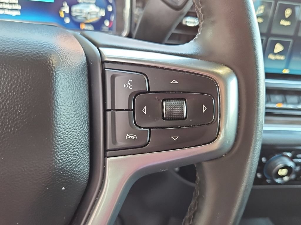 Used 2023 Chevrolet Silverado 1500 LT AWD/4WD image 12